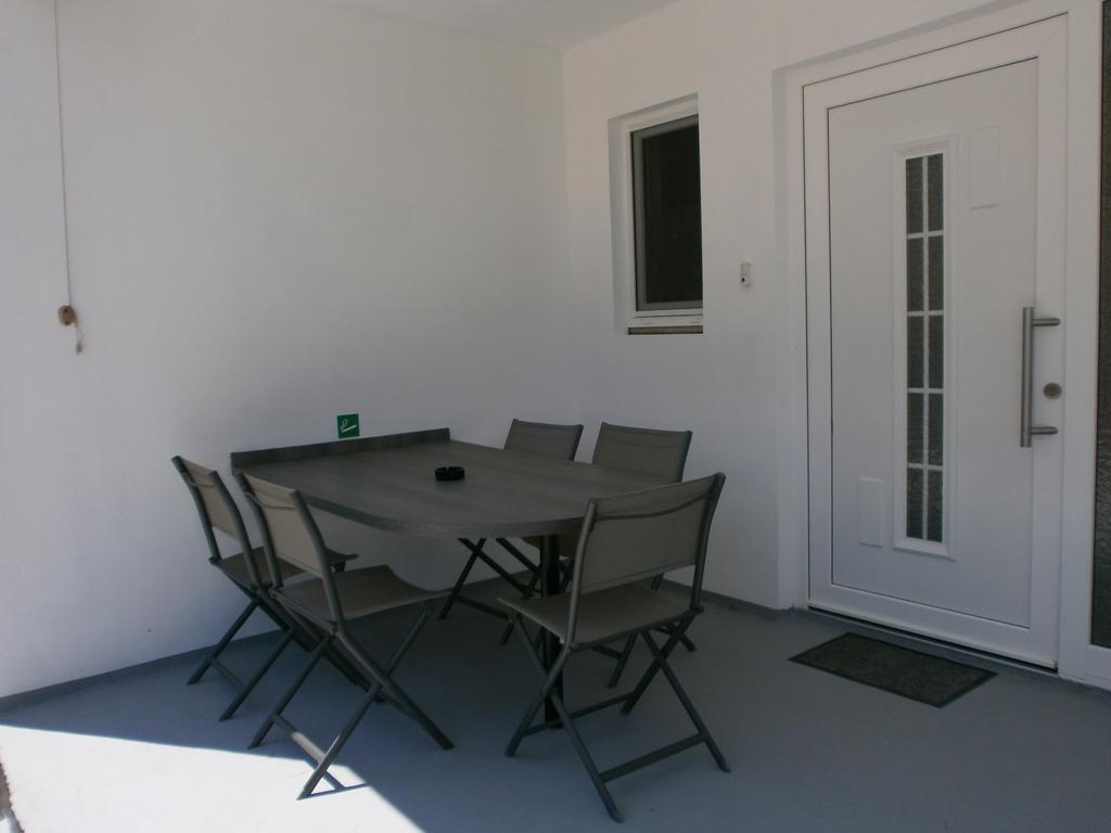 Apartments Bora Лижнян Экстерьер фото