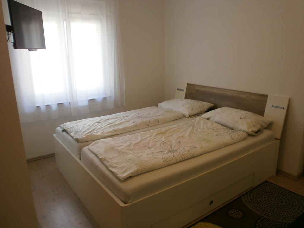 Apartments Bora Лижнян Экстерьер фото